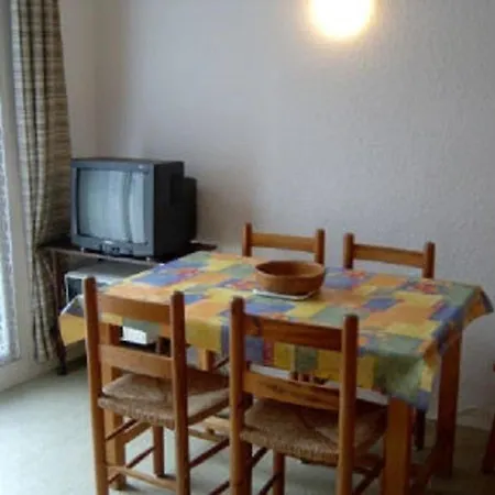 Apartment Confortable, Balcon, - Fr-1-812-6 *